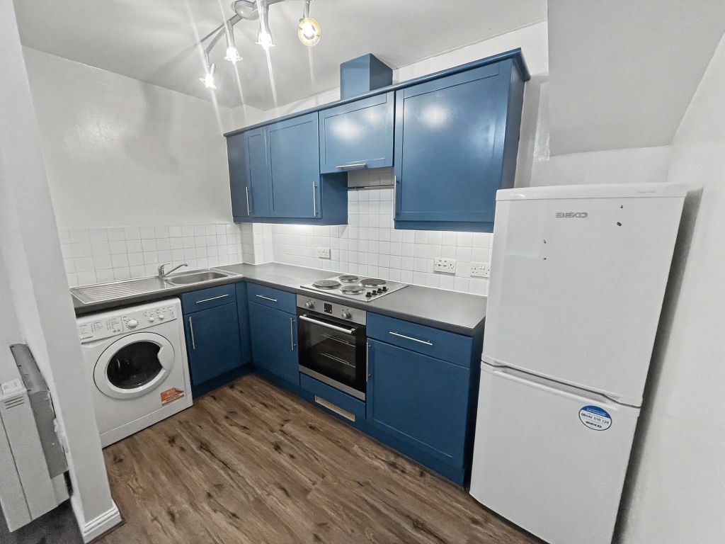 Property photo 2 of 8