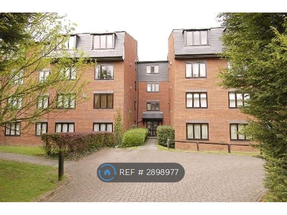 Property photo 2 of 7 Flat Building From Front