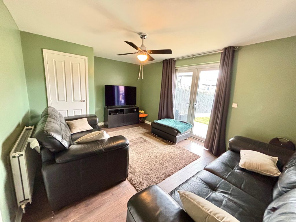 Property photo 1 of 26 Lounge