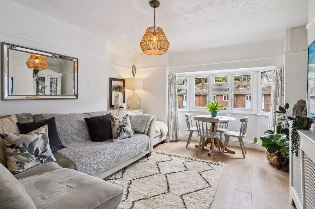 Property photo 2 of 12 Photo 1