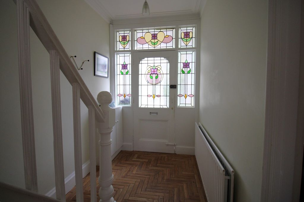 Property photo 2 of 20 Hall