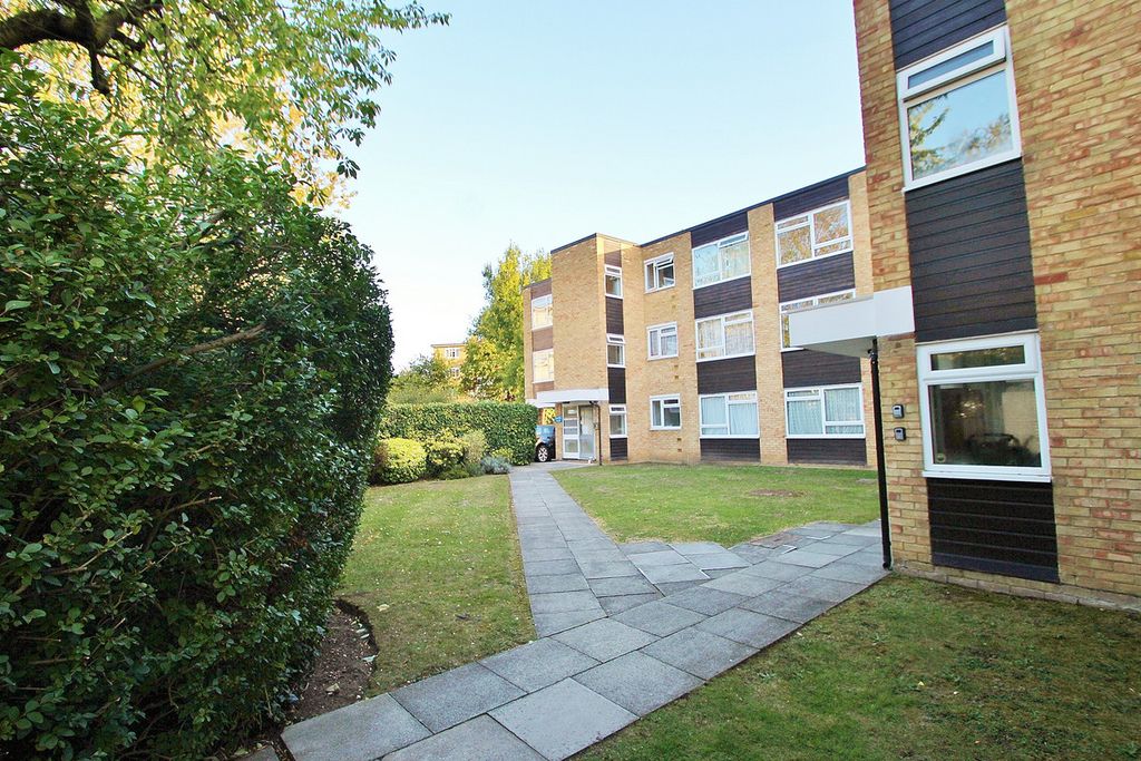 Property photo 1 of 21