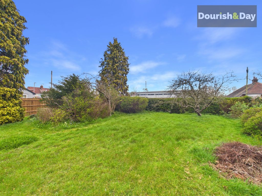 Property photo 3 of 7