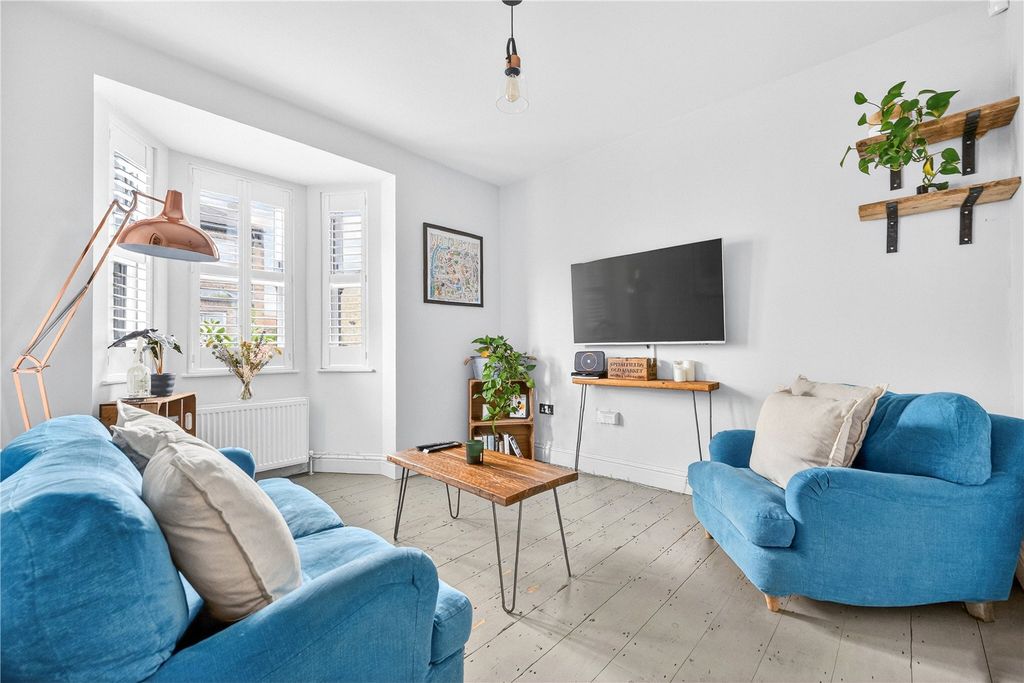 Property photo 2 of 18 Picture No. 05