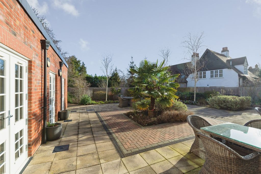 Additional image 15 of 1 bed flat for saleLe Jardin, Letchworth Garden City SG6