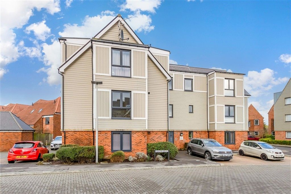 Property photo 1 of 9 External Web