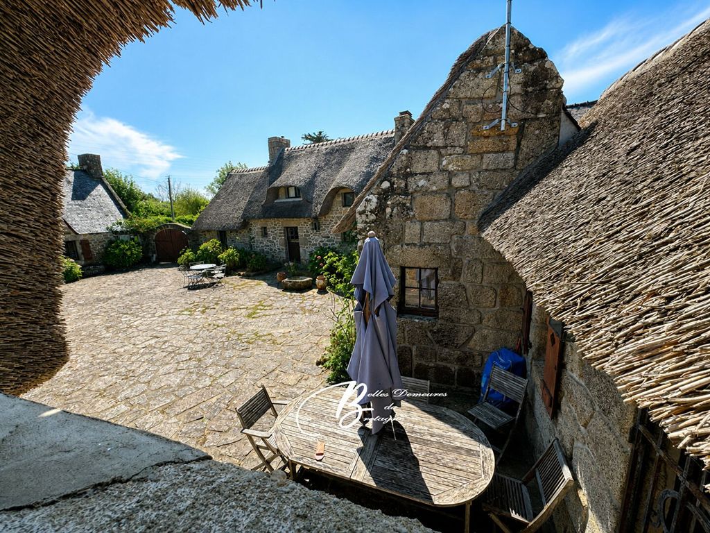 Property photo 1 of 20 A Characterful Collection Of Breton Cottages Just Steps From The Sea