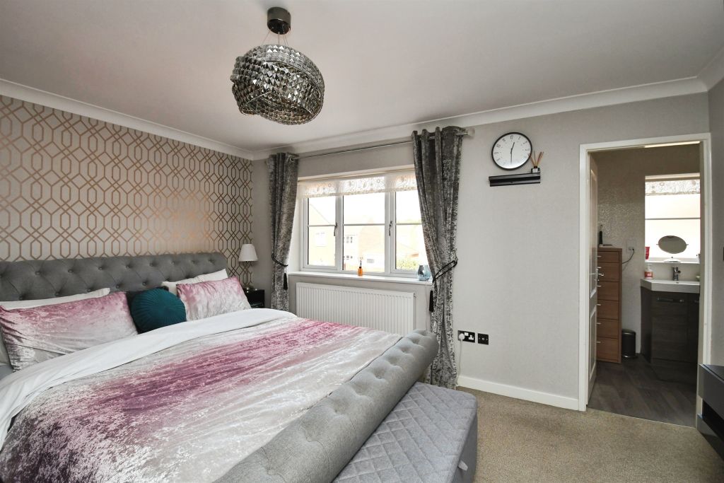 Property photo 2 of 23