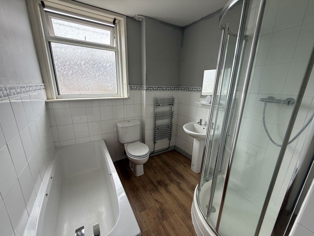 Property photo 3 of 4
