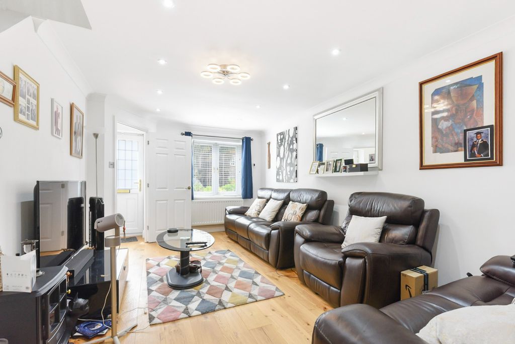 Property photo 3 of 19 3544144