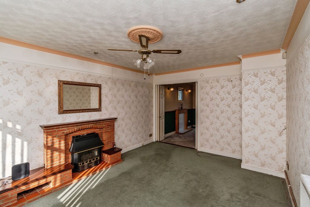 Property photo 2 of 20 Pbox-Img.Jpg