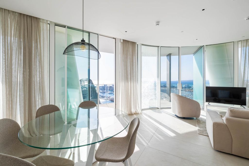 Property photo 3 of 30