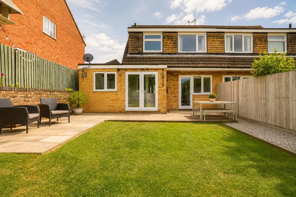 House in Rushcliffe, Keyworth - More