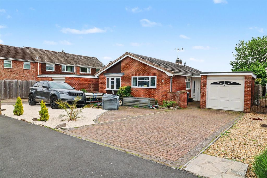 Property photo 1 of 22 Img_8982.Jpg