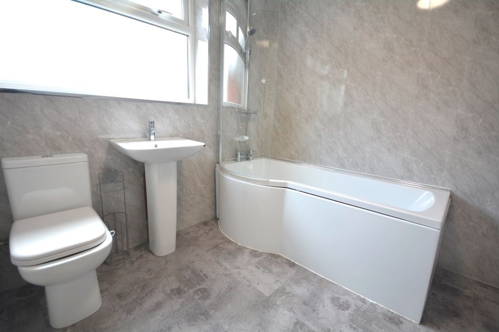 Property photo 3 of 7 Photograph 3