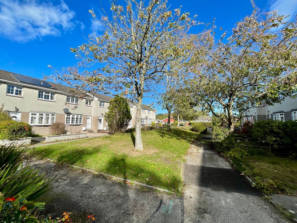 Property photo 2 of 18