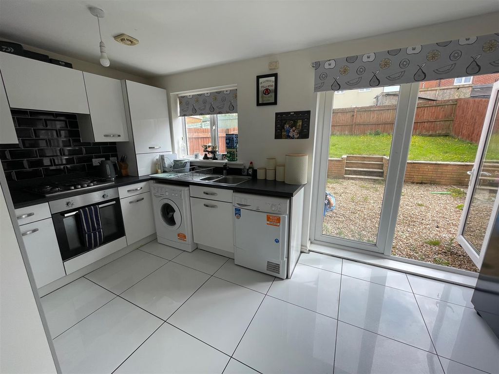 Property photo 2 of 15 Img_3772.Jpeg