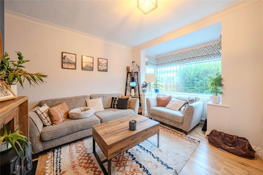 Property photo 3 of 15 Picture No. 04