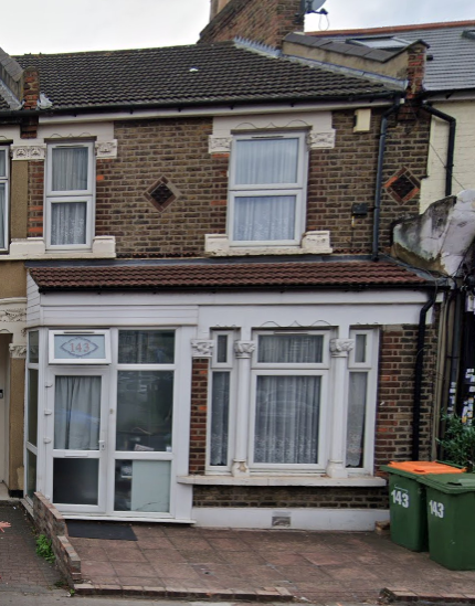 Property photo 1 of 8