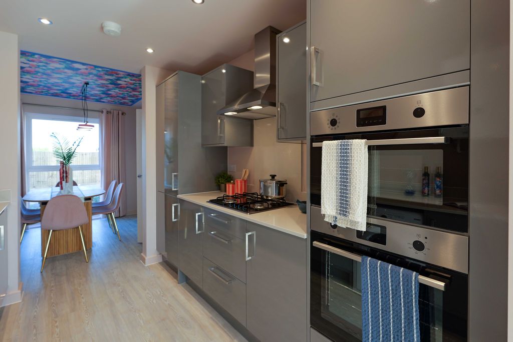 Property photo 1 of 18 Showhome Photography