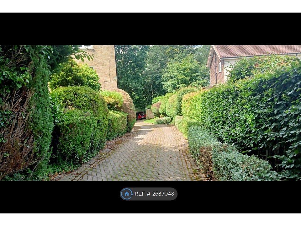 Property photo 2 of 15 Driving Way