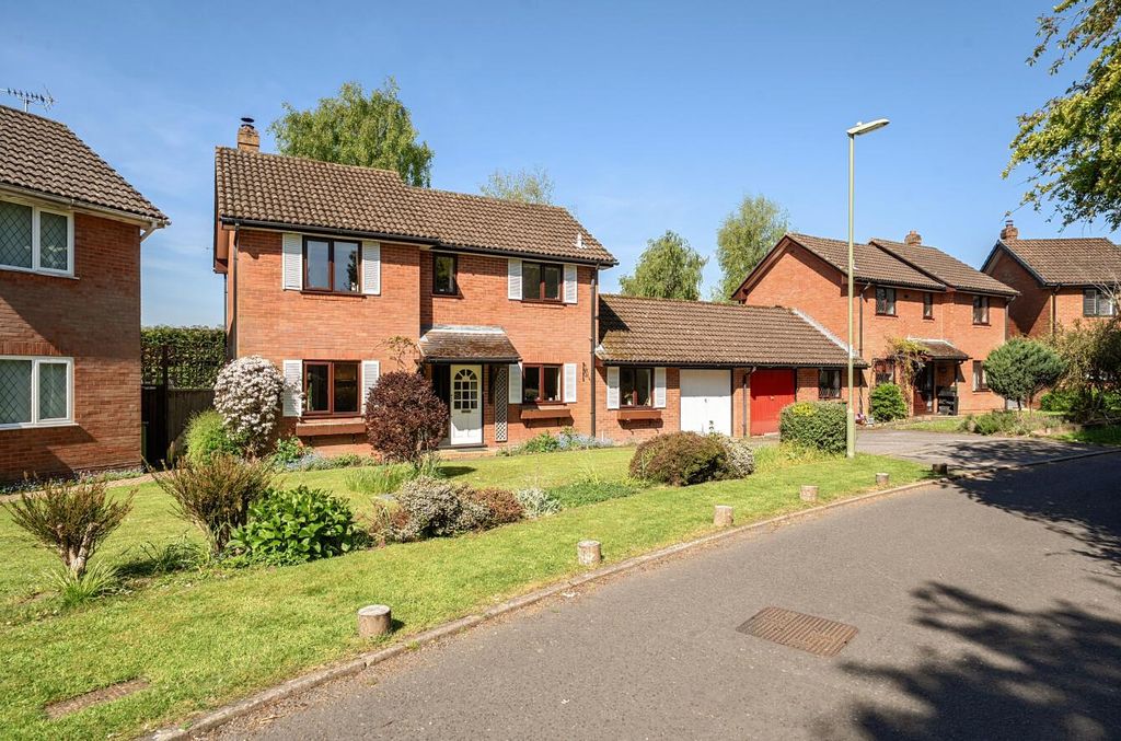 Property photo 1 of 17 6 The Deanery (12).Jpg