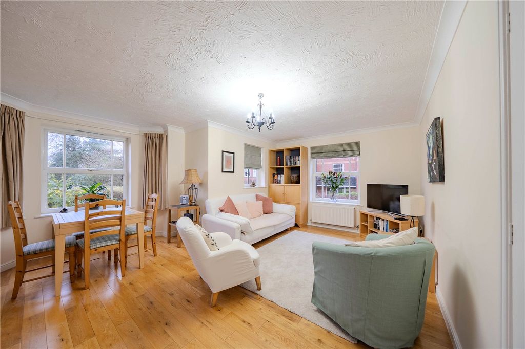 Property photo 2 of 20 Picture No. 22