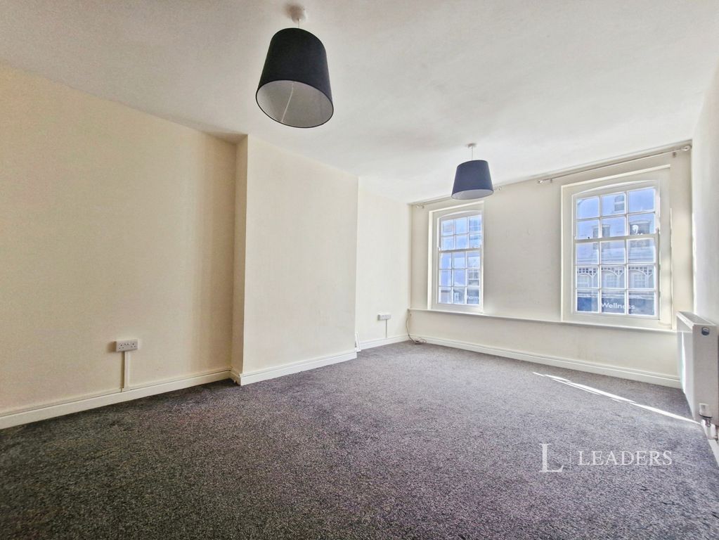 Property photo 2 of 15 Pbox-Img.Jpg
