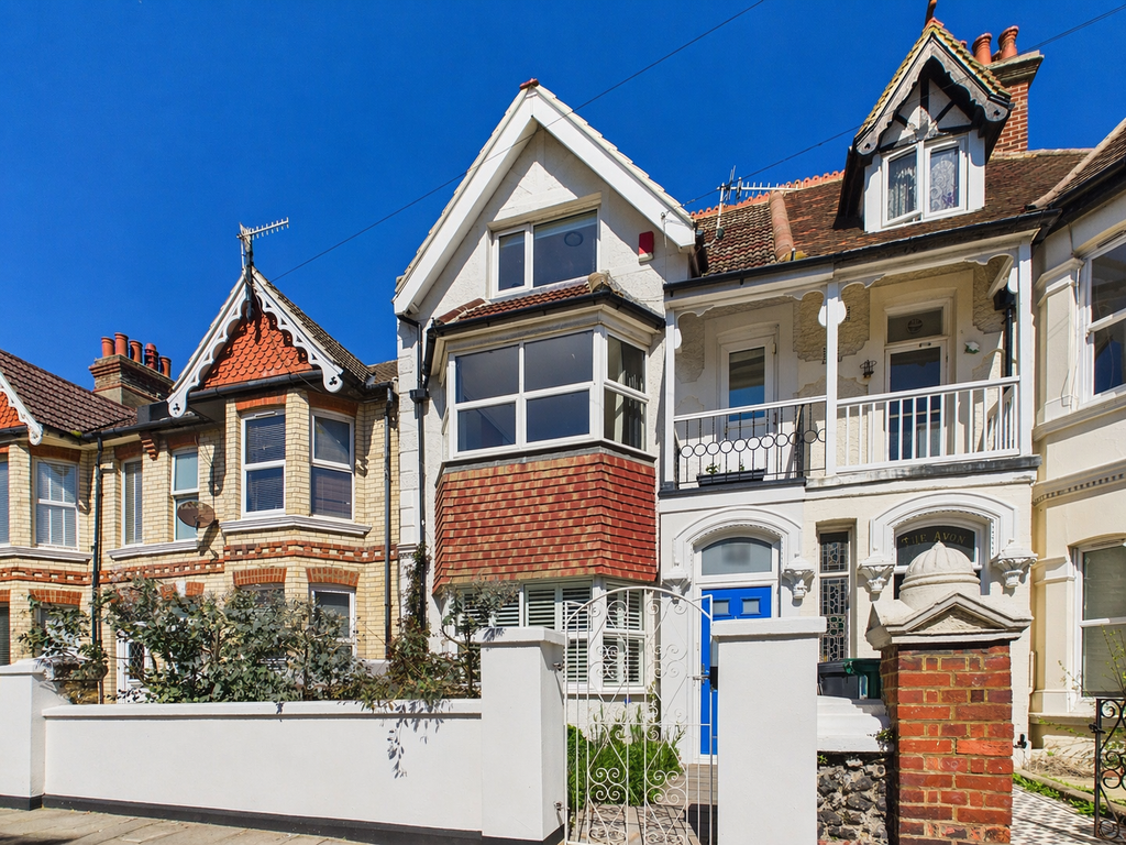 Property photo 3 of 22