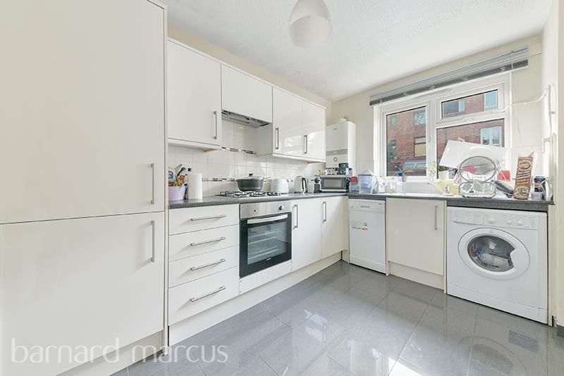 Property photo 1 of 6 Kitchen