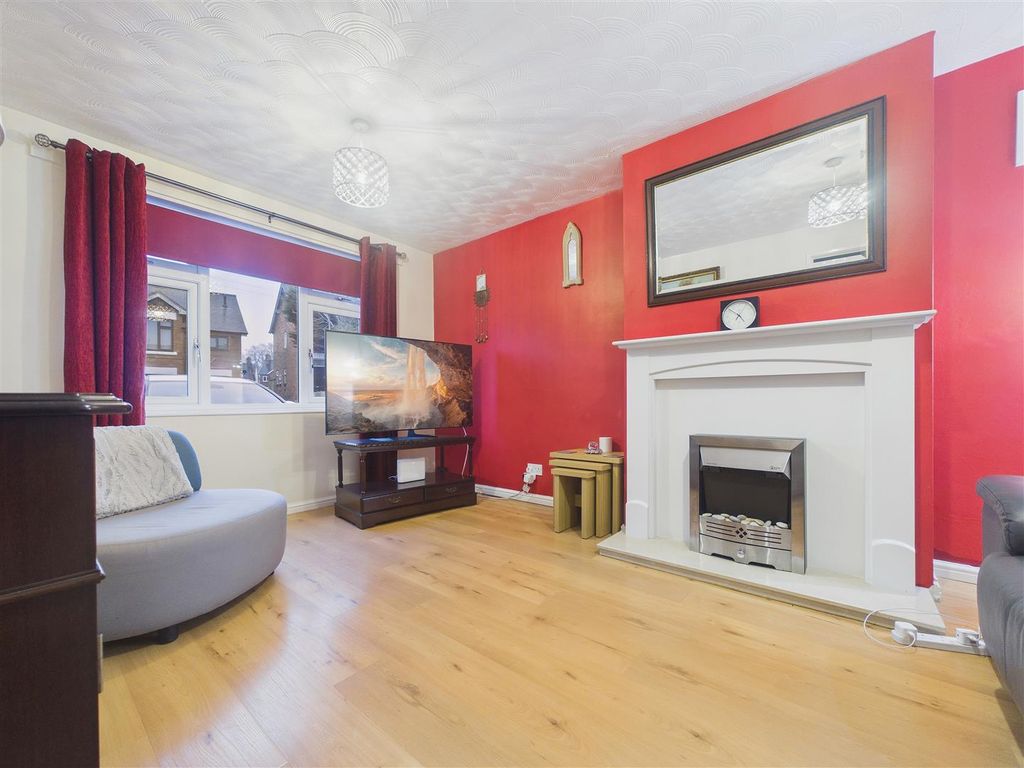 Property photo 2 of 9 Cam01407G0-Pr0100-Still007.Jpg