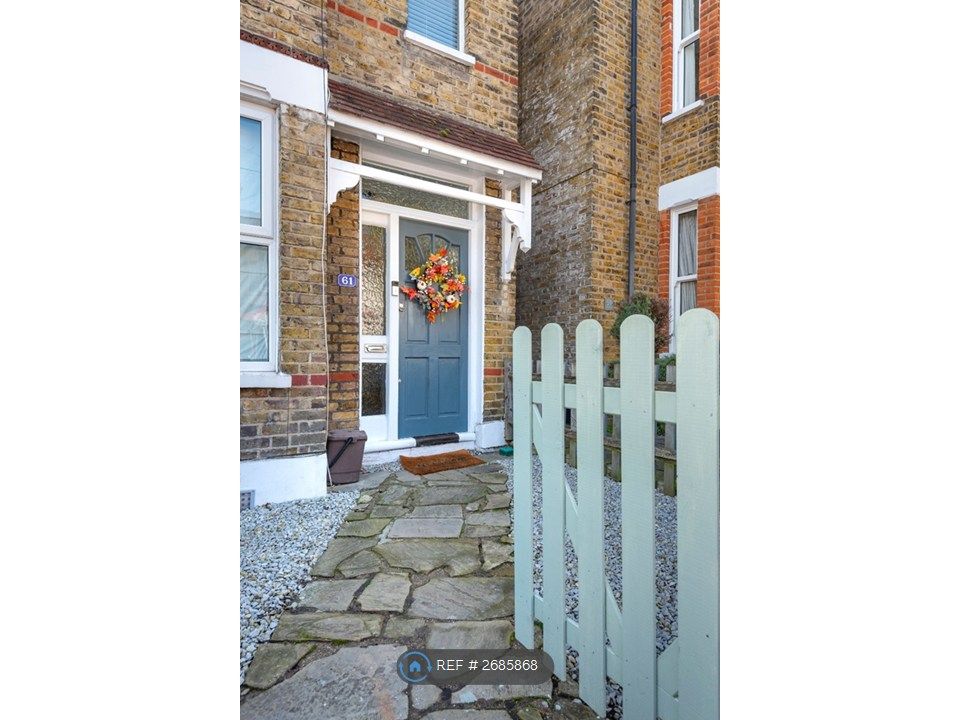 Property photo 1 of 35