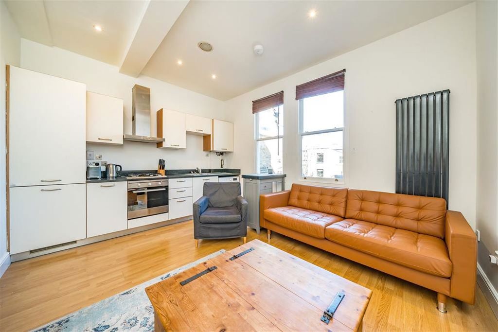 Property photo 2 of 6