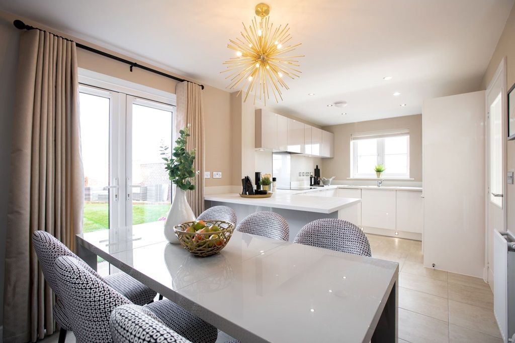 Property photo 3 of 13 Share Family Meals In A Spacious Dining Area