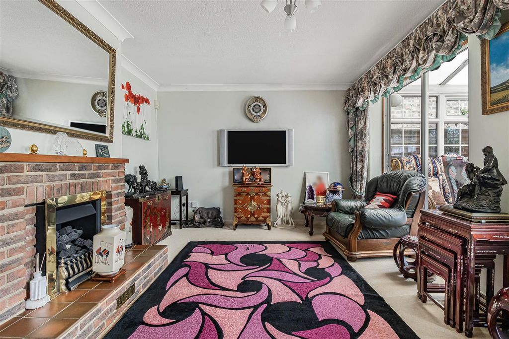 Property photo 2 of 22 8_71807.Jpg