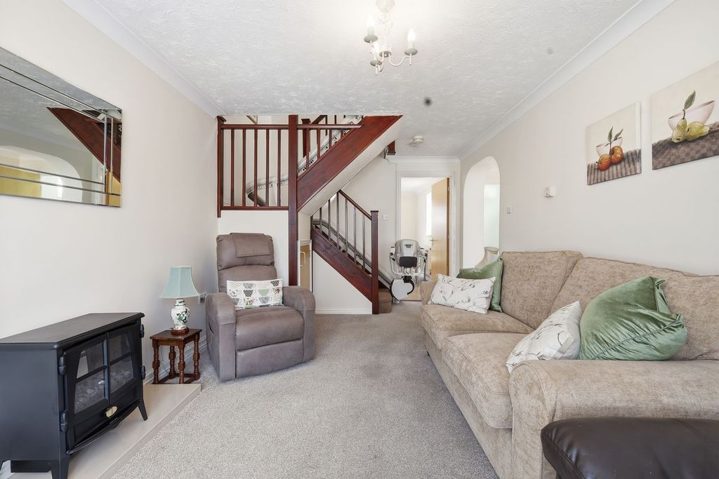 Property photo 3 of 15