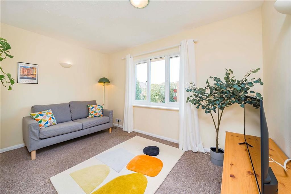 Property photo 2 of 7