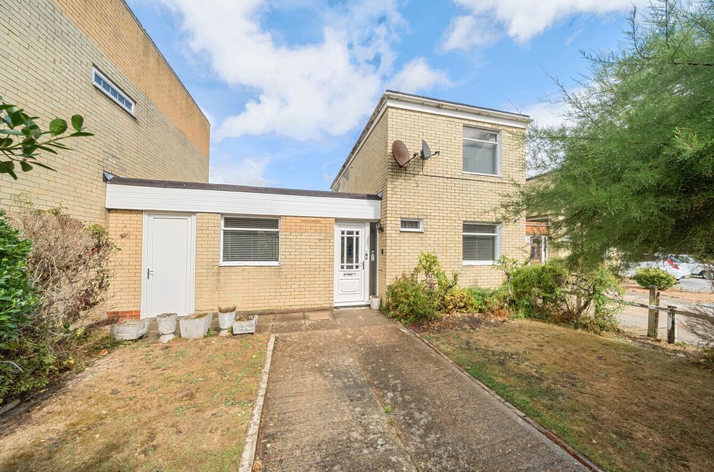 Property photo 1 of 9 1346114-1-68B04B8...