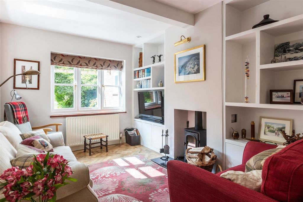 Additional image 11 of 5 bed detached house for saleCliftons Lane, Reigate RH2