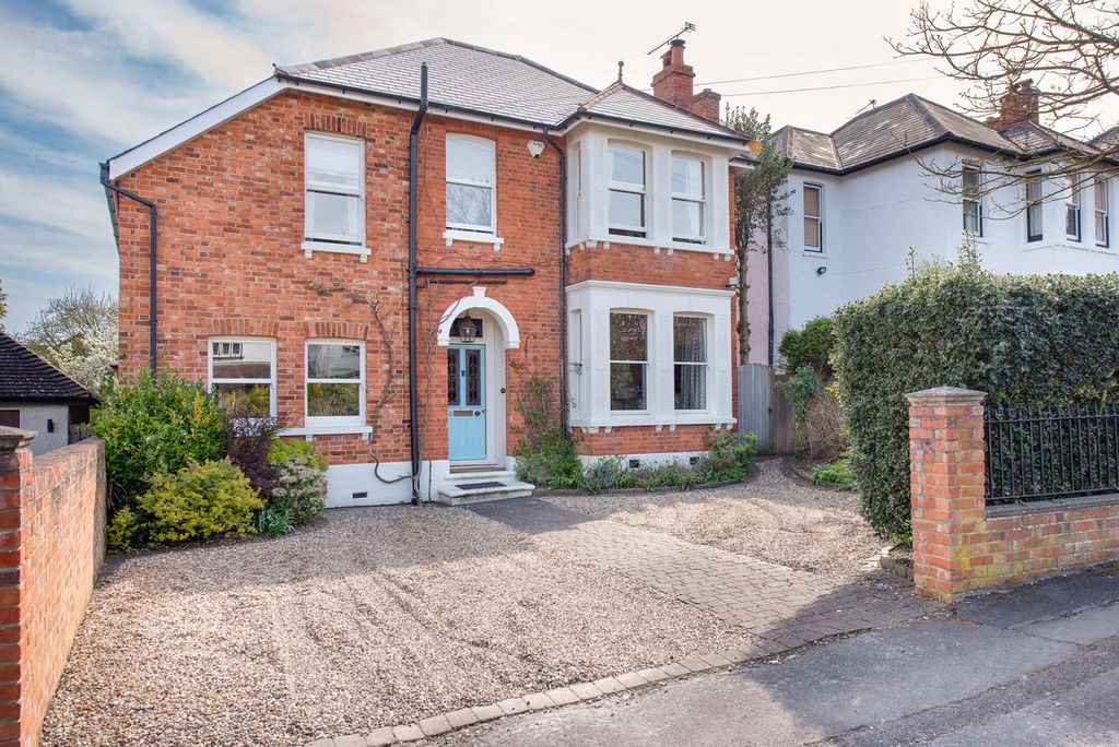 Property photo 1 of 20