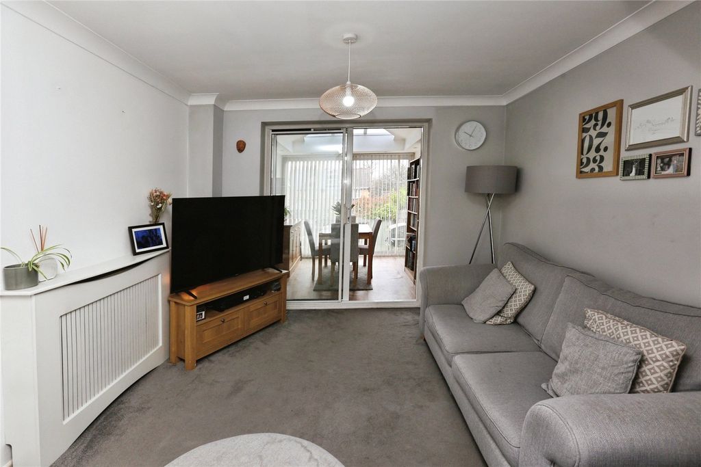 Property photo 3 of 16 Picture No. 10