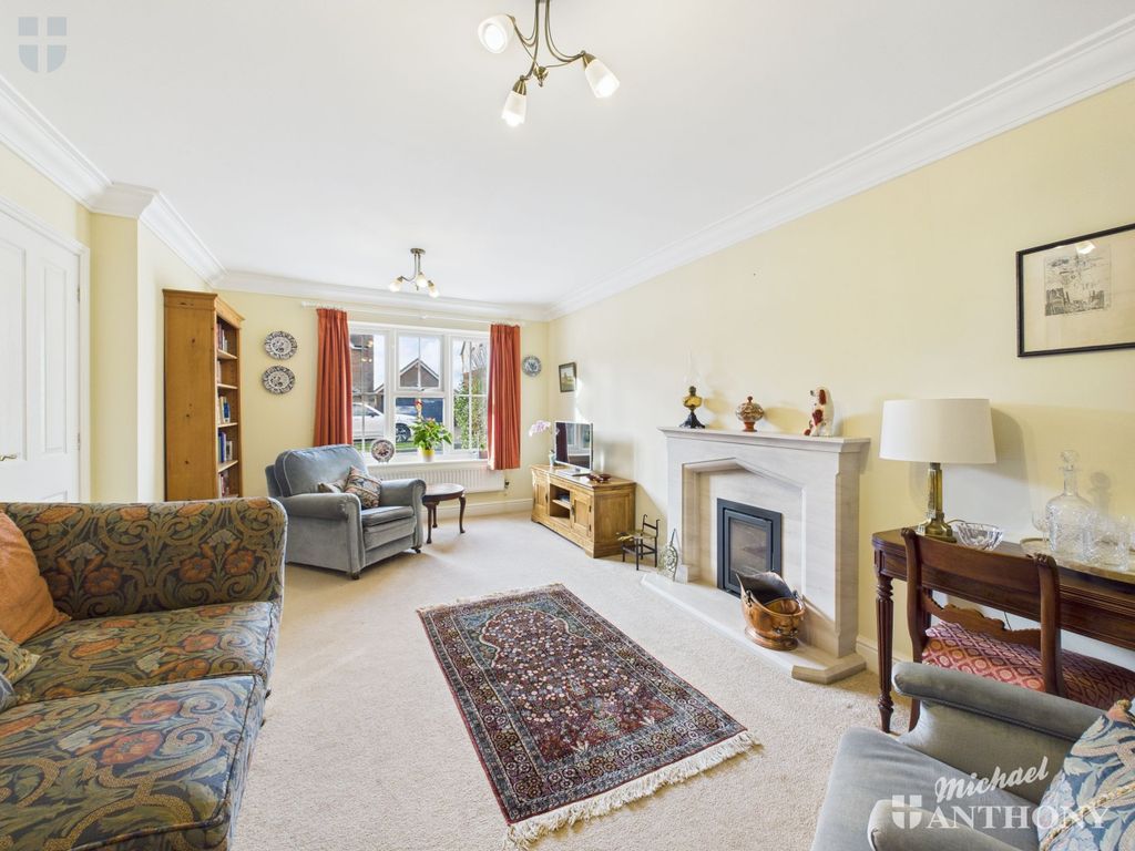 Property photo 2 of 21 d9Fb983Add004101Ae80Aa89d62622A5_80_Cam03852G0-Pr0492-Still017