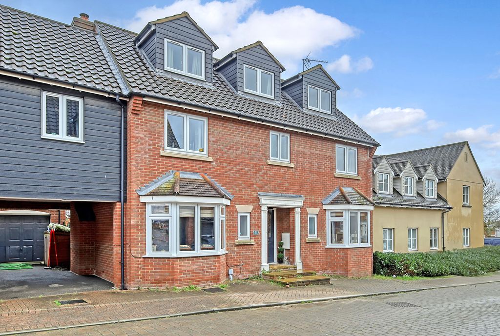Property photo 1 of 32 036_Uyid
