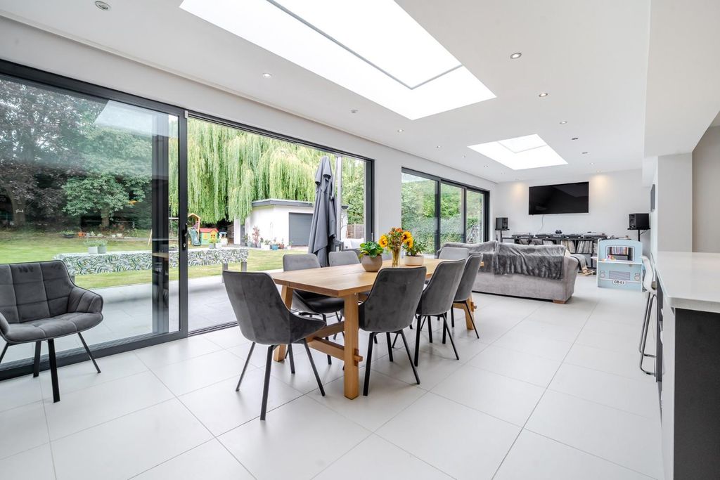 Property photo 3 of 21 1345257-10-68B178218Baf0.Jpg