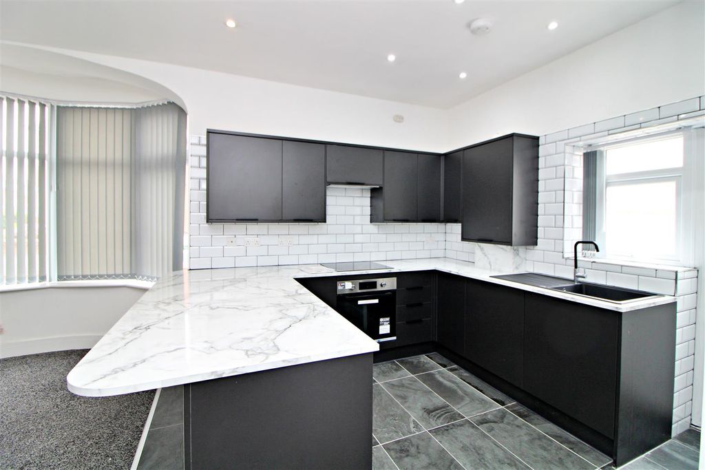 Property photo 3 of 10 Kitcehn View 2.Jpg
