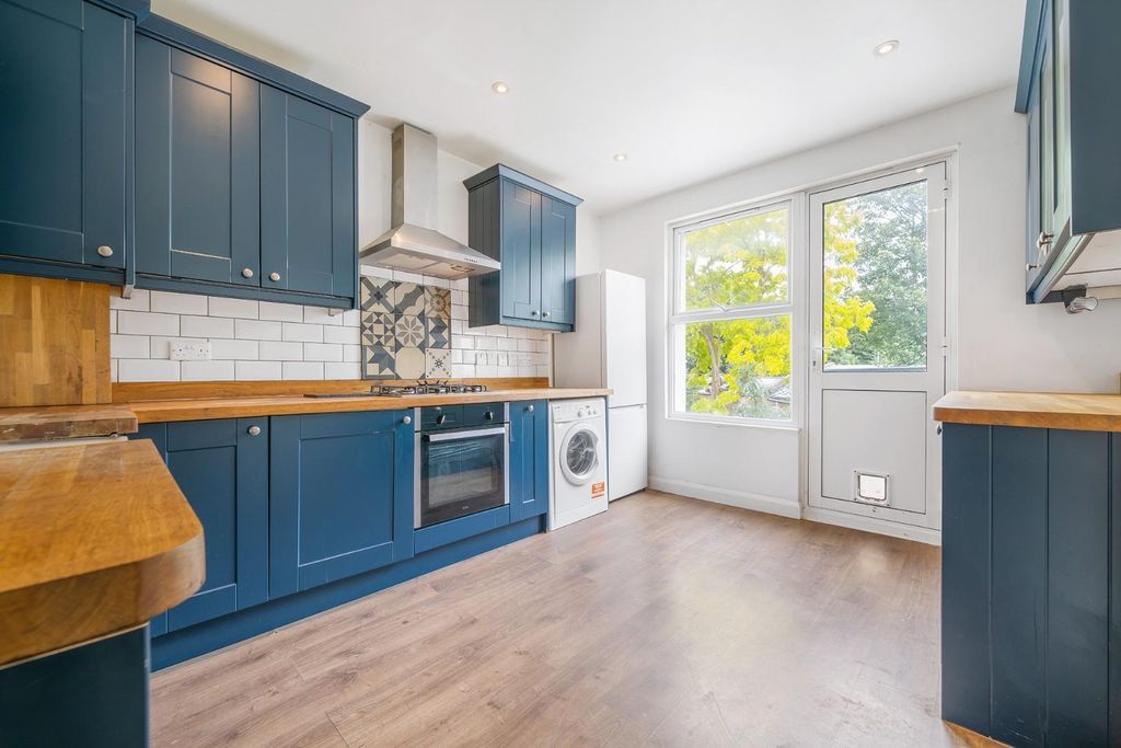 Property photo 2 of 14 Kicthen.Jpg