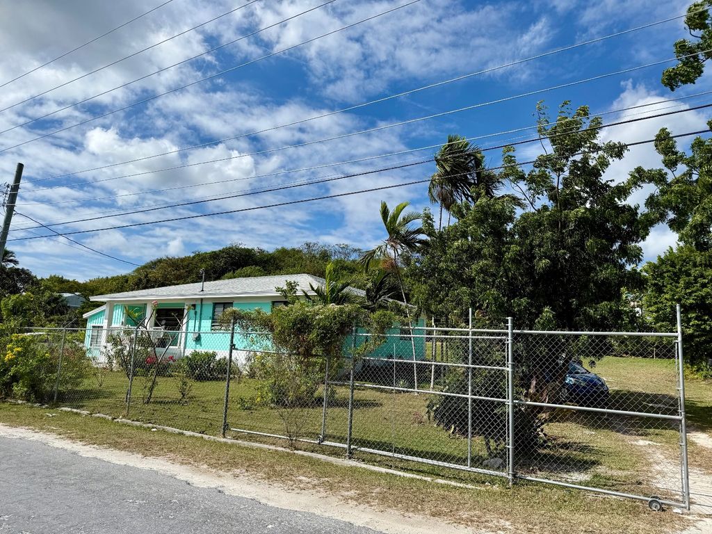 Property photo 3 of 5