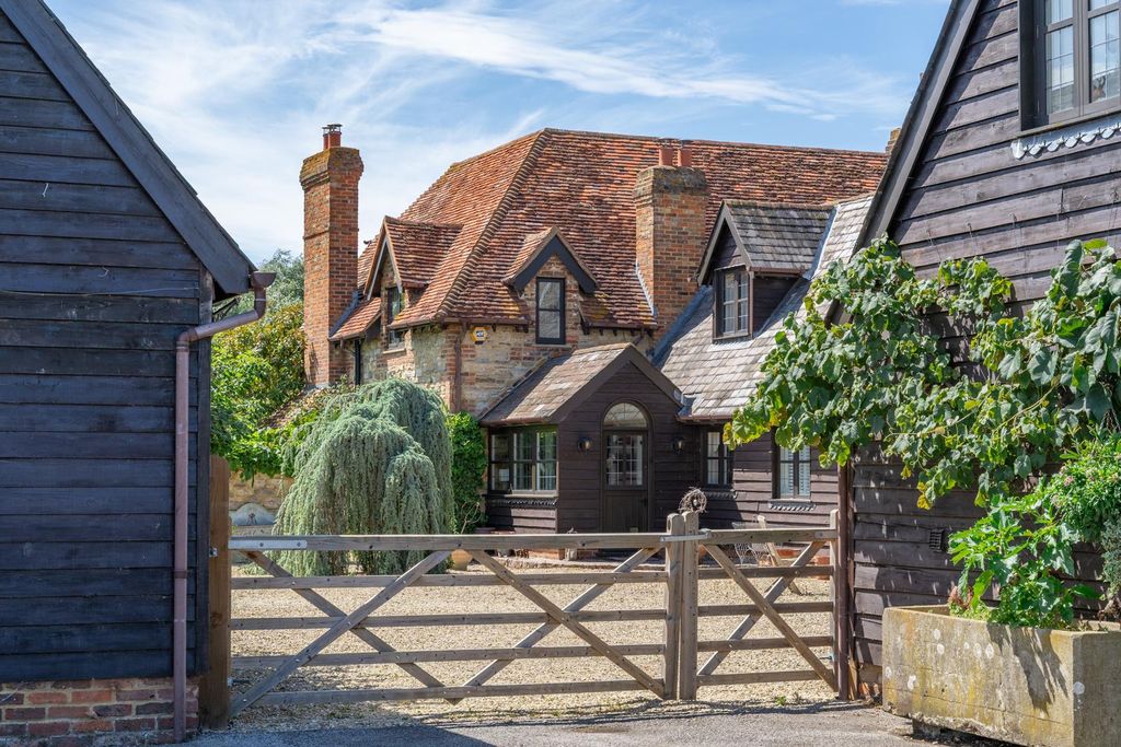 Additional image 28 of 6 bed farm for saleWotton Underwood, Buckinghamshire HP18