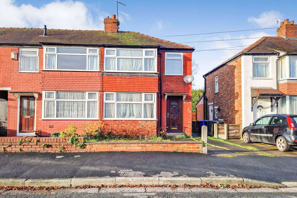 Property photo 1 of 2 116 St David's Road, Cheadle, Cheshire, Sk8 2Hl
