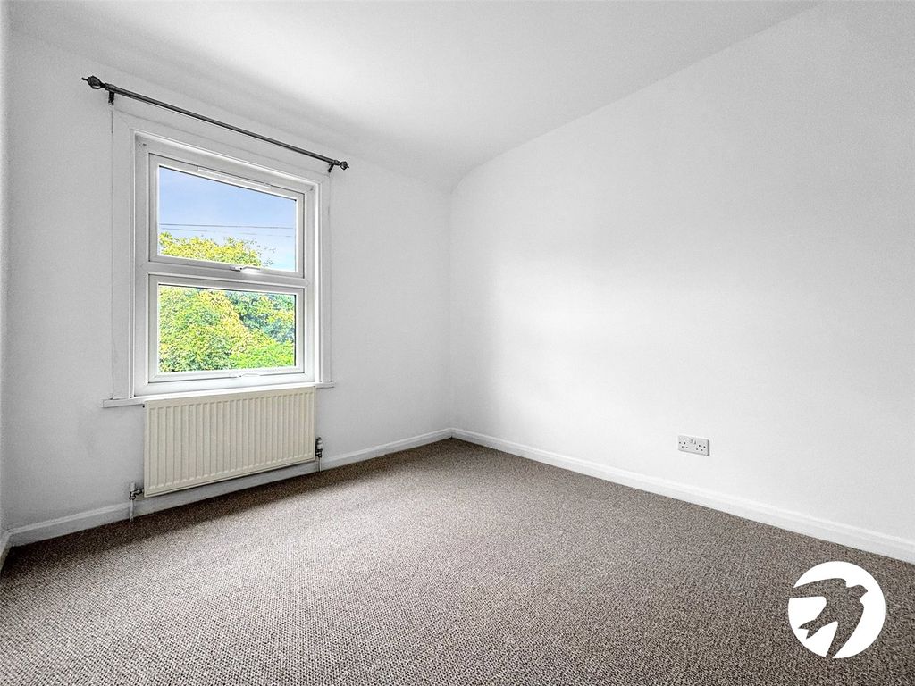 Property photo 3 of 9 Picture No. 01